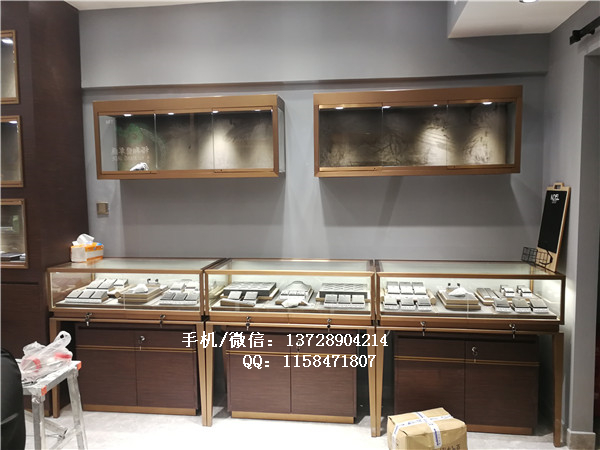 積極配合，值得合作的珠寶展柜廠(chǎng)家！